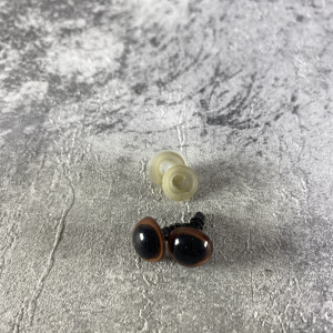 Spalvotos plastikinės akys 10 mm