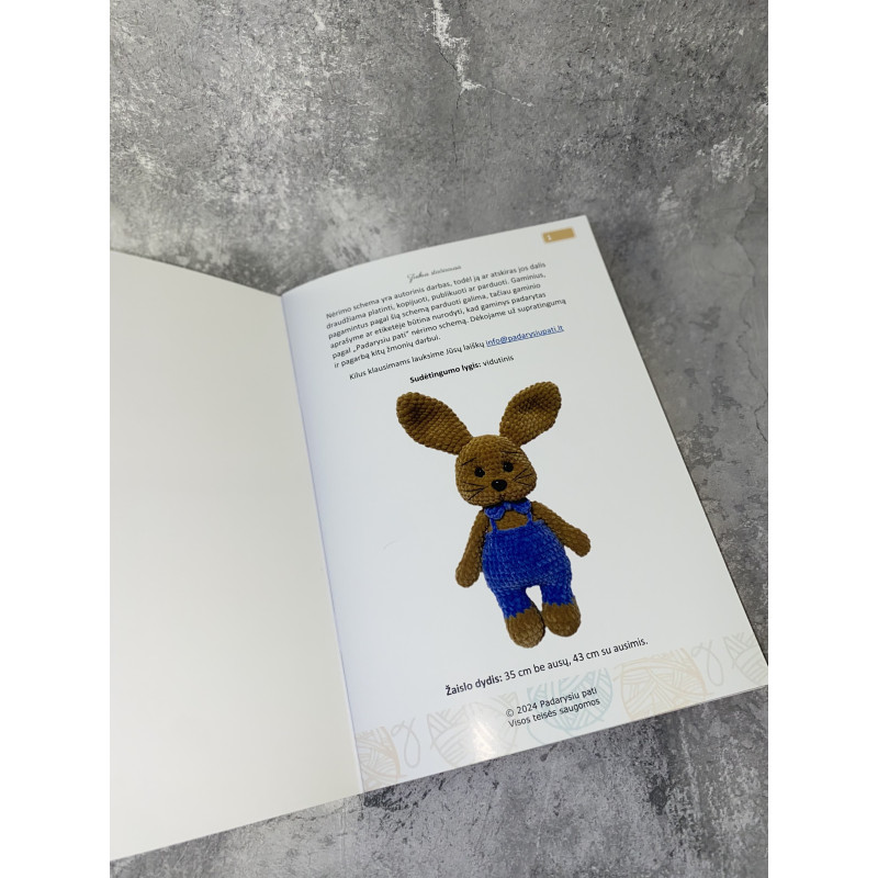 Nėrimo rinkinys „Zuikis stačiaausis“ – rankų darbo kūryba